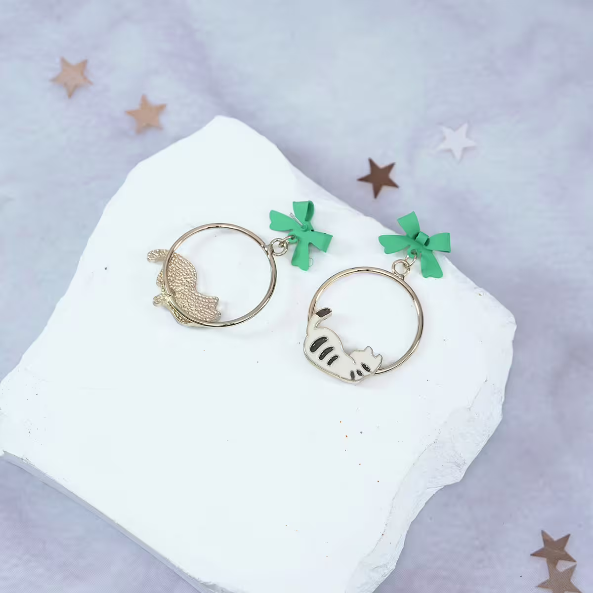 慵懶的貓咪×不對稱吊墜耳環-第4張