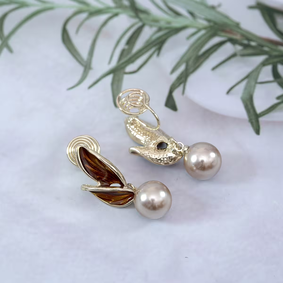 森系棕咖樹葉珠珠×蚊香盤U型耳夾-第4張