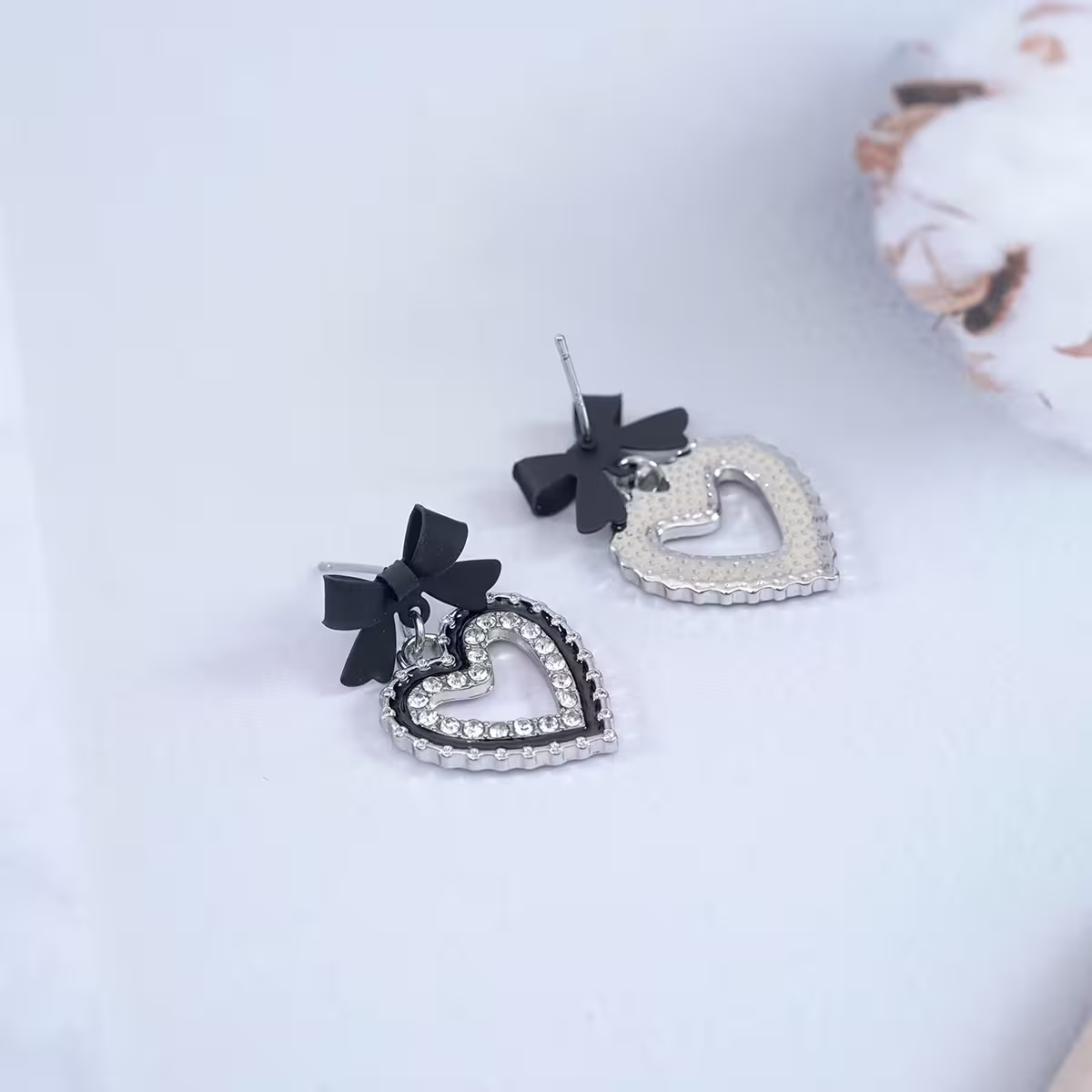 甜酷黑蝴蝶結愛心×吊墜耳環-第4張