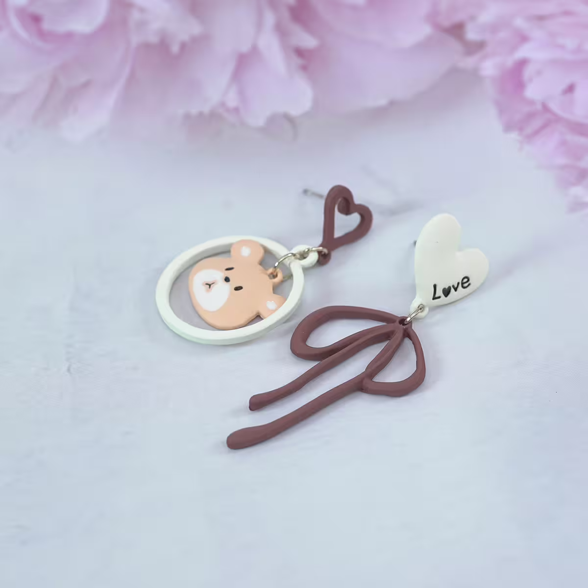 LOVE小熊蝴蝶結×不對稱吊墜耳環-第3張