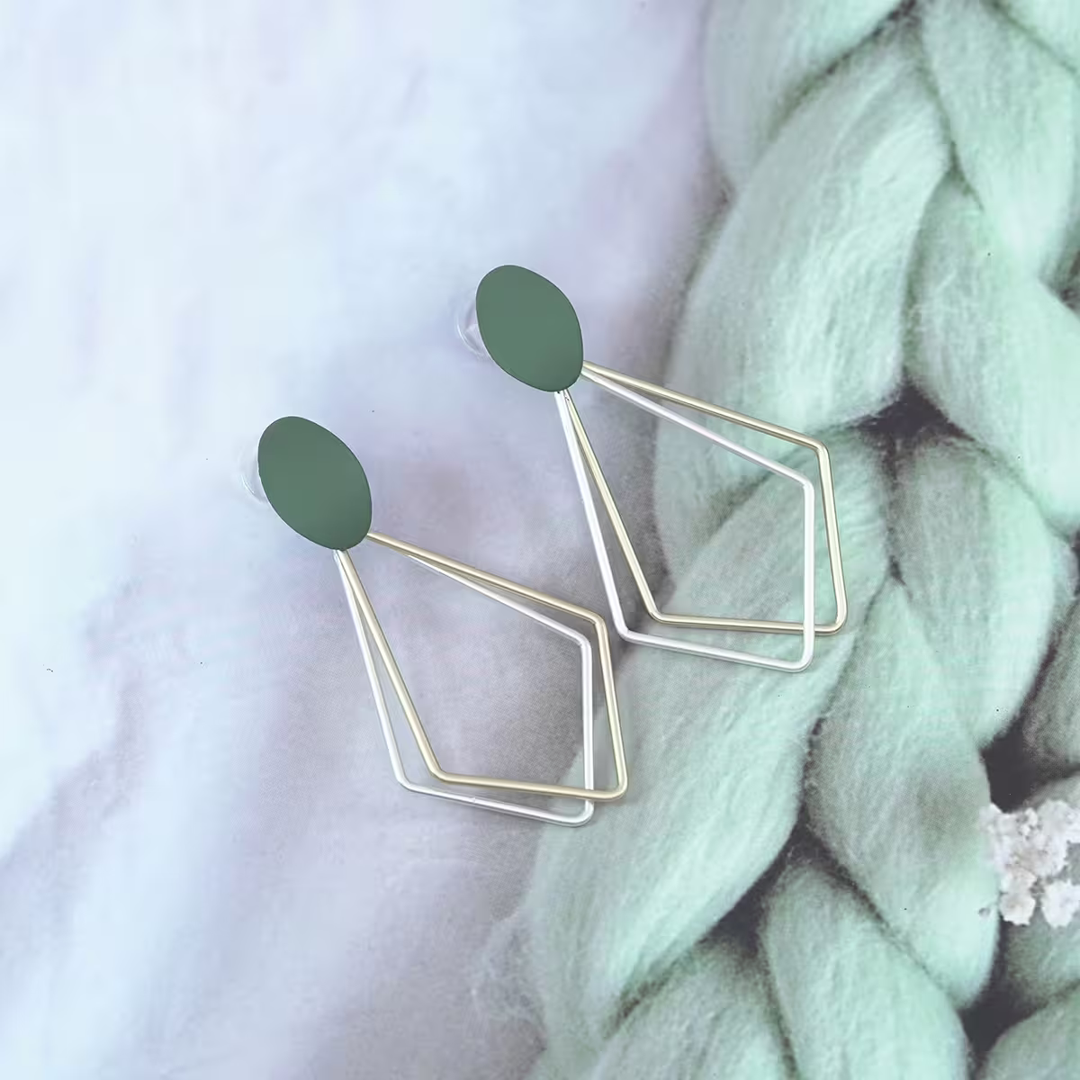 綠點雙色長菱形×吊墜耳環-第1張