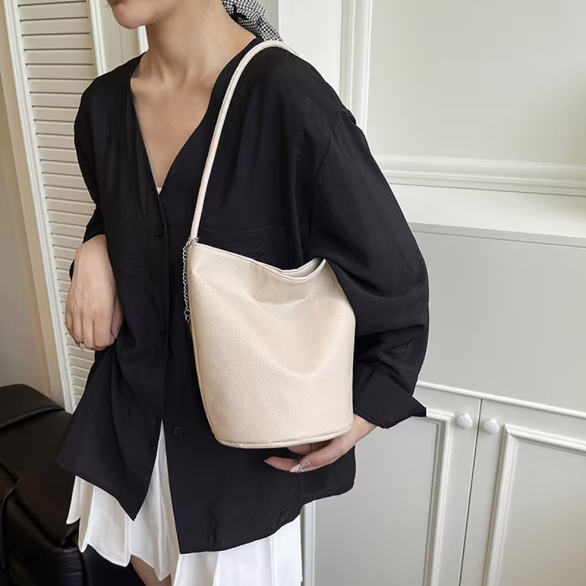 皮革圓身水桶包×肩背包×白色-第5張