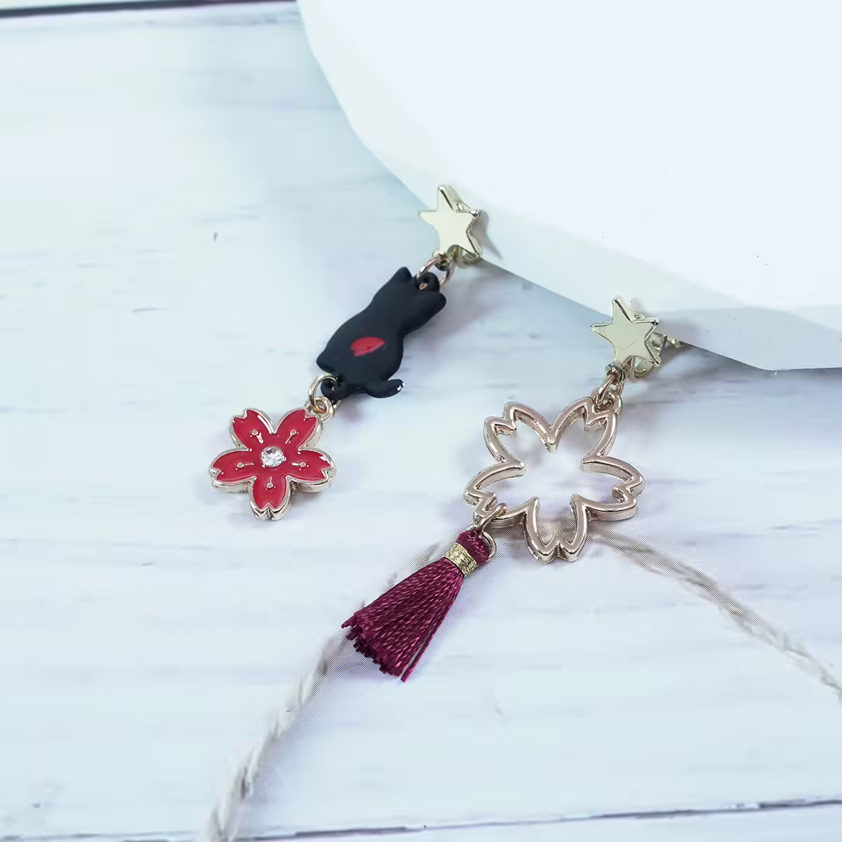 黑貓紅櫻流蘇×不對稱三角耳夾-第1張