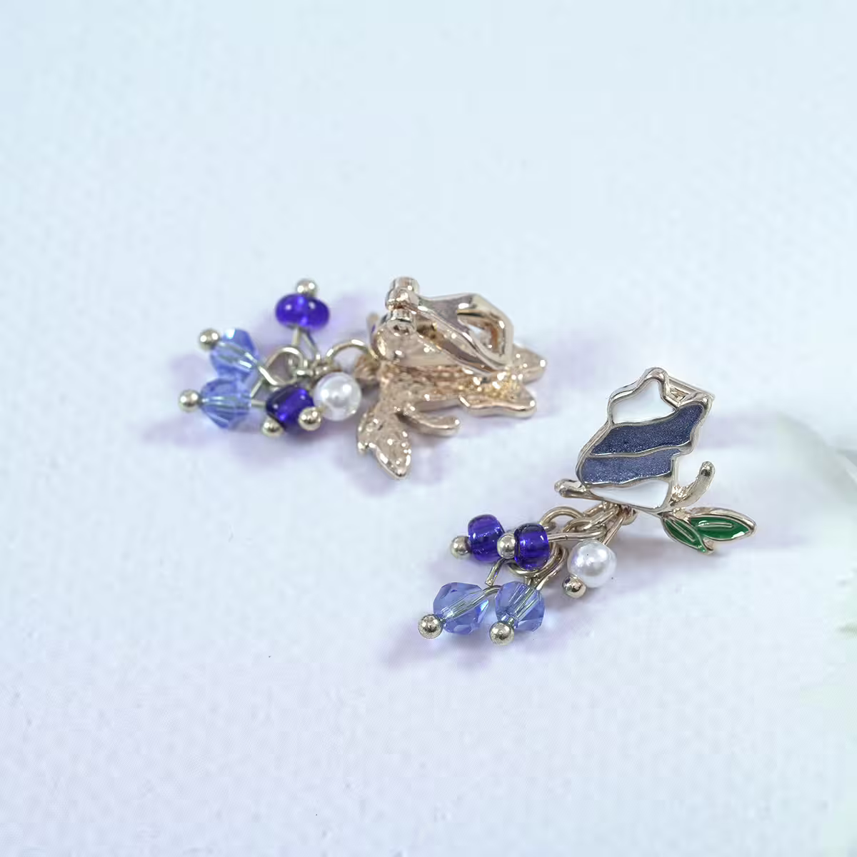 藍白漸層枝葉小貓咪×三角耳夾-第4張