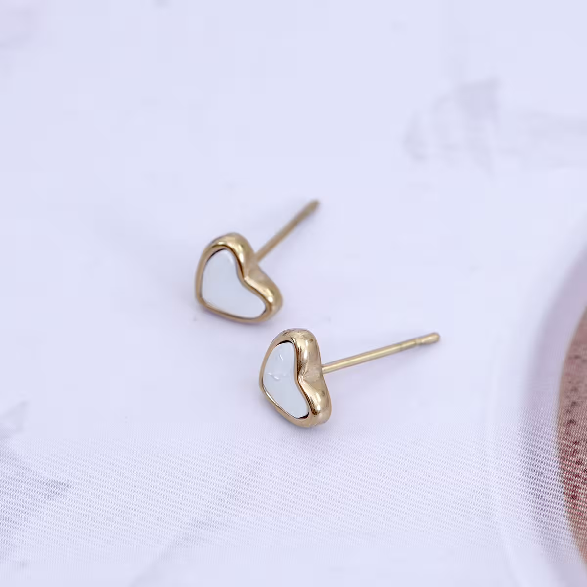 鋼飾×白色愛心×耳釘×金色-第5張