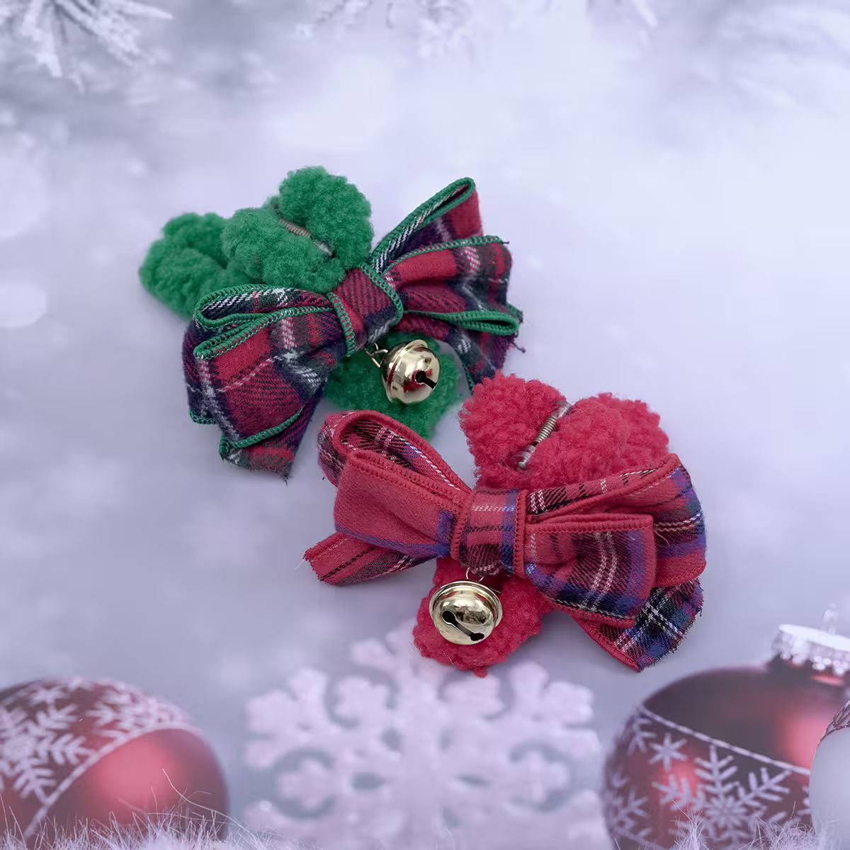 紅綠格紋鈴鐺×鯊魚夾×共二色-第1張