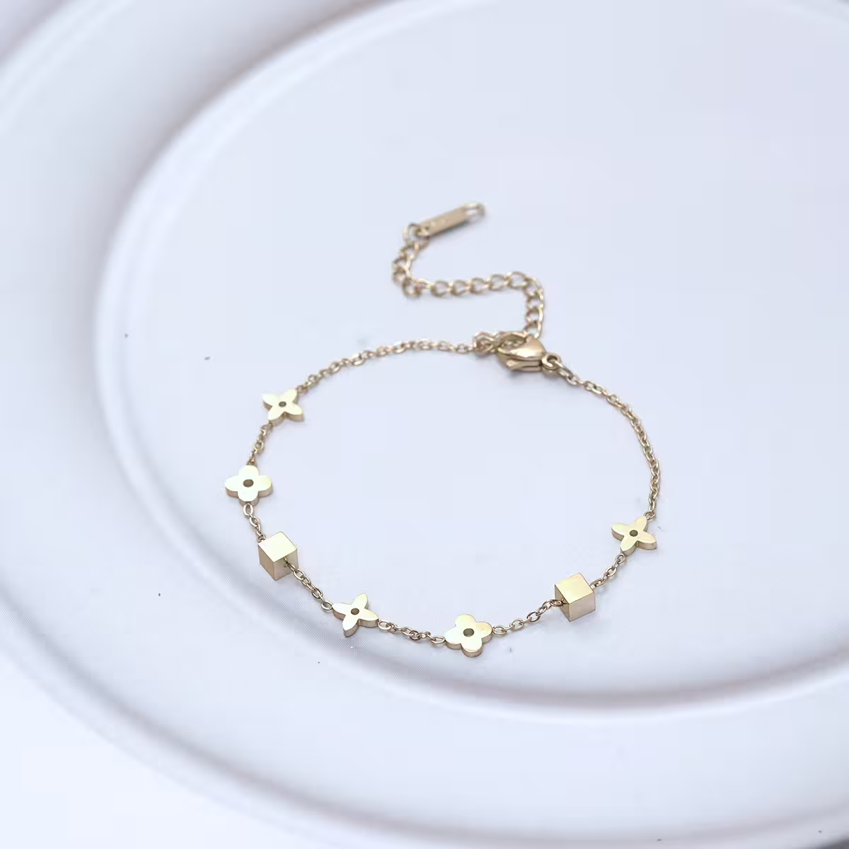 316鋼飾&times;老花方塊&times;手鍊&times;金色-第1張