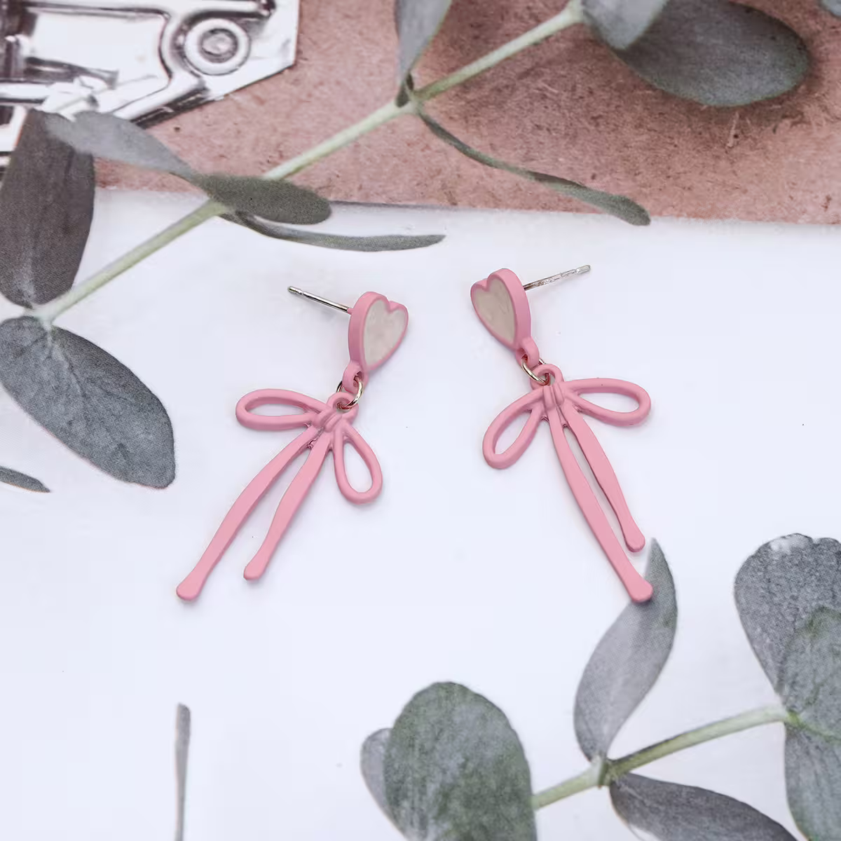 愛心粉紅蝴蝶領結&times;吊墜耳環-第2張