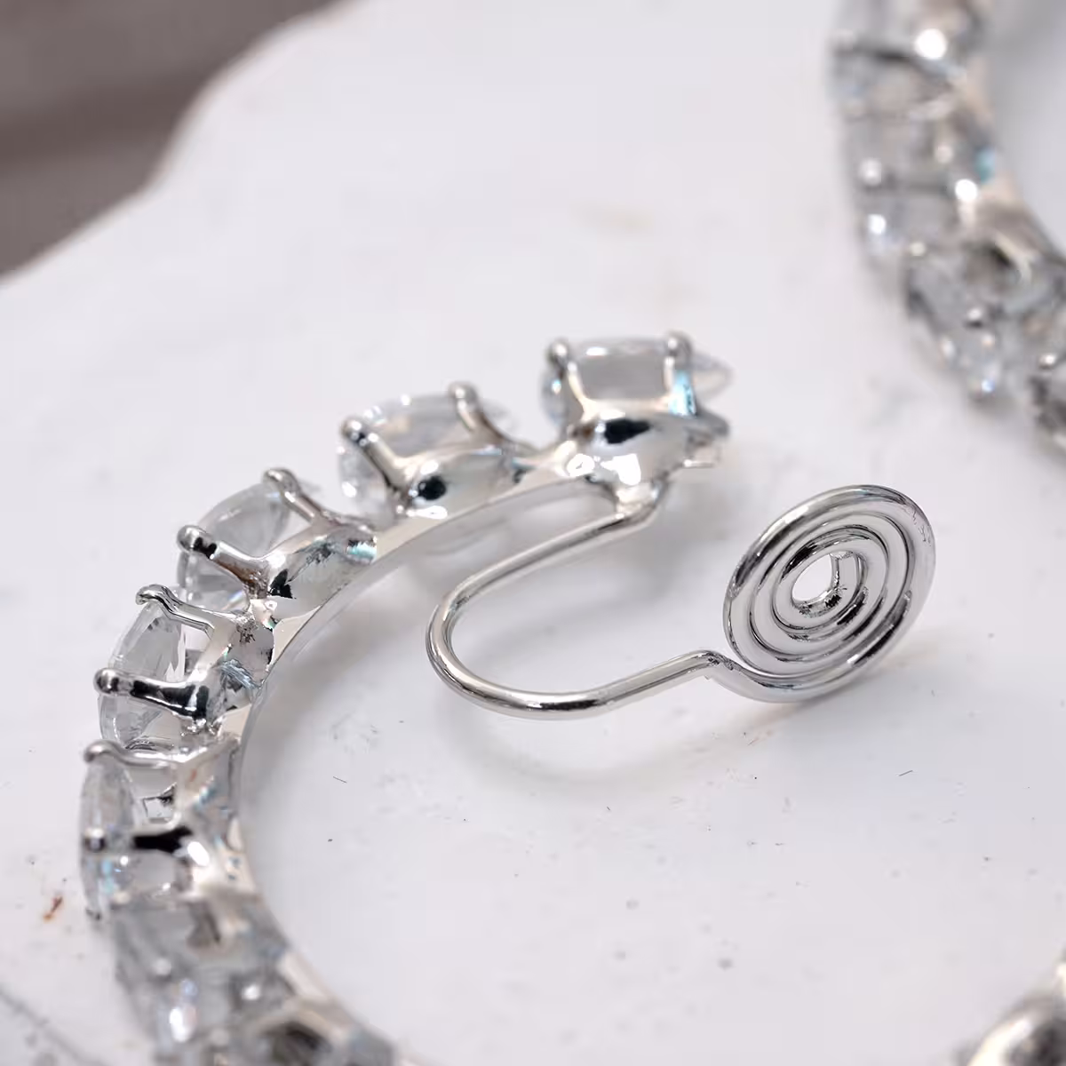 鑲鑽圓環&times;蚊香盤U型耳夾-第4張