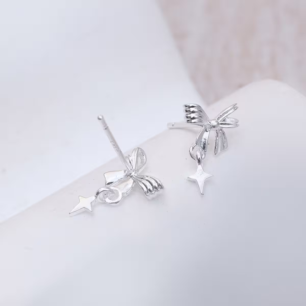 925銀針&times;蝴蝶結閃光芒&times;耳環-第2張