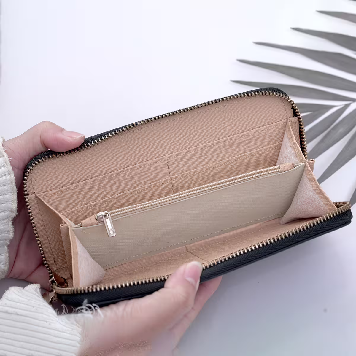 編織壓紋&times;拉鍊長皮夾&times;黑色-第5張