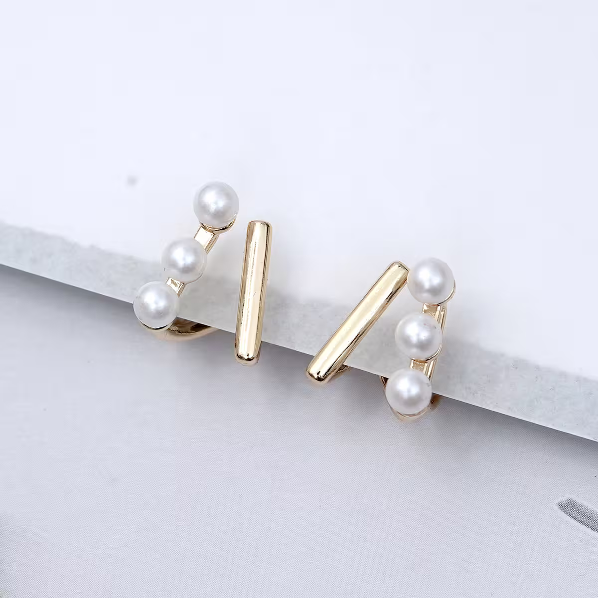 珍珠平橫桿&times;蚊香盤U型耳夾-第1張