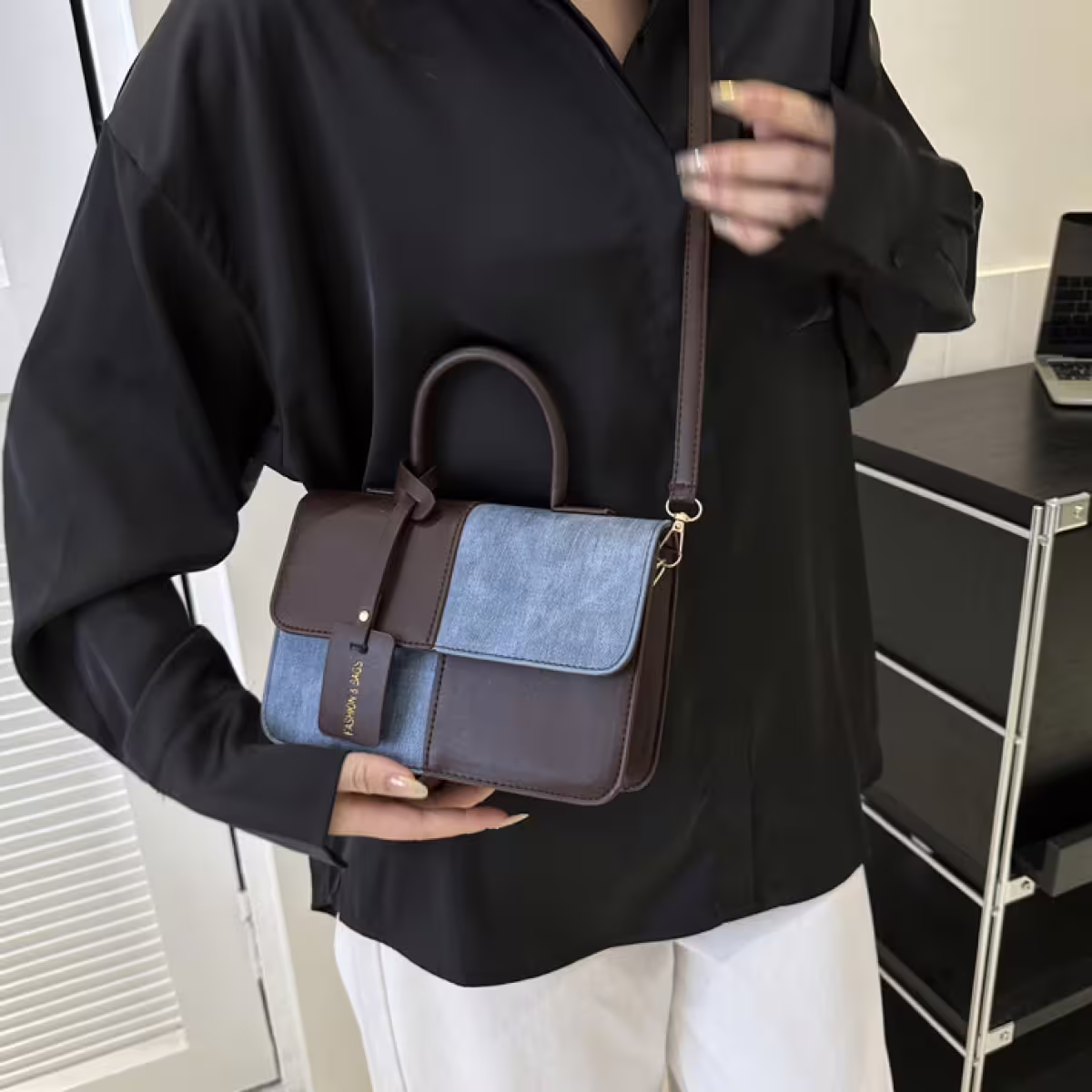 牛仔單寧皮革撞色&times;斜背包&times;深咖-第5張