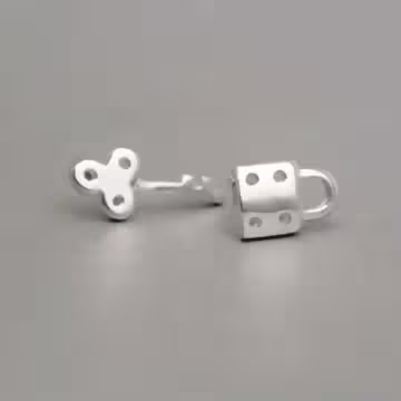 925銀針×鎖頭與梅花鑰匙×耳針