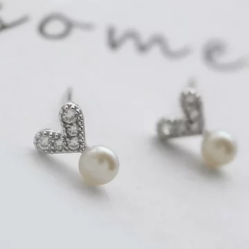925銀針×愛心珍珠×耳針.avif