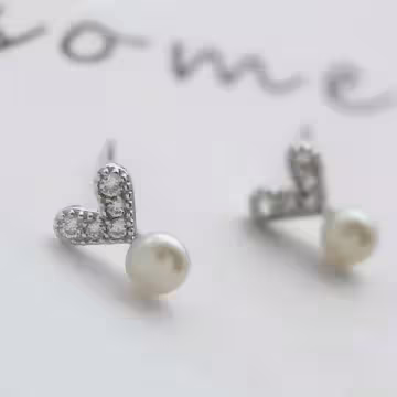 925銀針×愛心珍珠×耳針