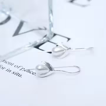 925銀針×花苞水滴珍珠×耳勾