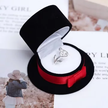 紳士禮帽×適用戒指/小耳釘×絨布盒.avif