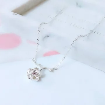 925銀飾×粉櫻之戀×鎖骨項鍊.avif