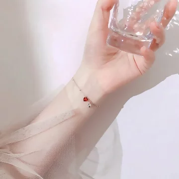 925銀飾×甜美紅心鈴鐺×手鍊.avif