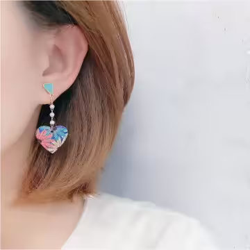 紙牌愛心花朵彩繪×不對稱螺旋耳夾