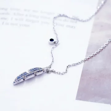 925銀飾×藍晶小羽毛×鎖骨項鍊.avif