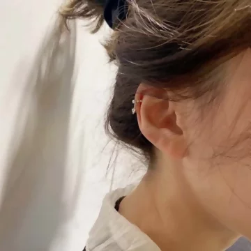 珍珠光芒×U型耳骨耳夾.avif