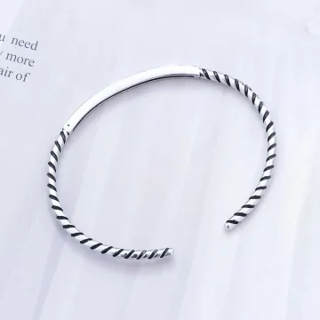 925銀飾×個性麻花捲×開口手環.avif