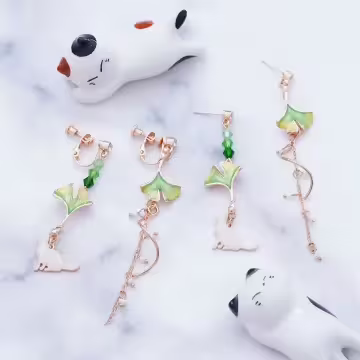 銀杏白貓螺旋流蘇×不對稱螺旋耳夾