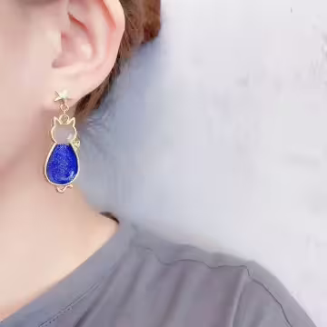 藍色亮片貓咪星月×不對稱吊墜耳環