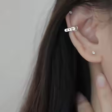 愛心皮帶×U型耳骨耳夾