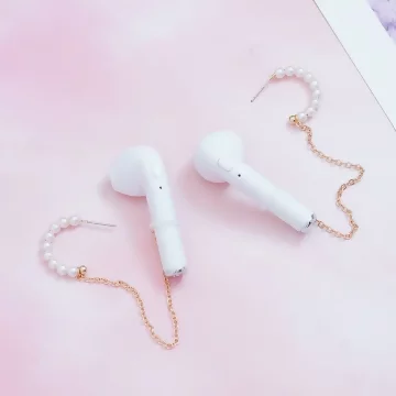 C型珍珠×無線耳機防丟耳環.avif