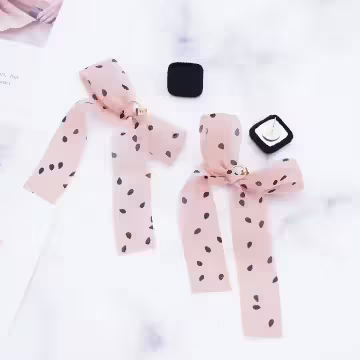 波點薄紗蝴蝶結×後掛式耳環