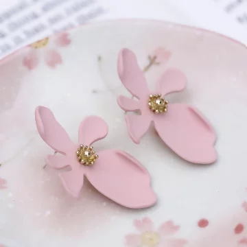 不規則粉紅五瓣花朵×吊墜耳環.avif