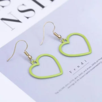 綠色極簡鏤空愛心×吊墜耳勾.avif