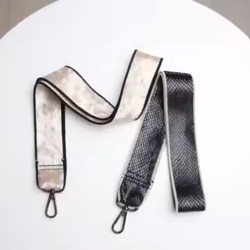 寬版純色魚鱗片×手機掛脖吊繩×共三色