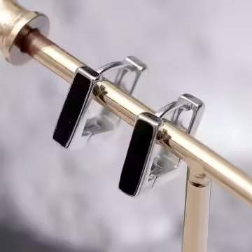 黑線條四方塊×耳扣