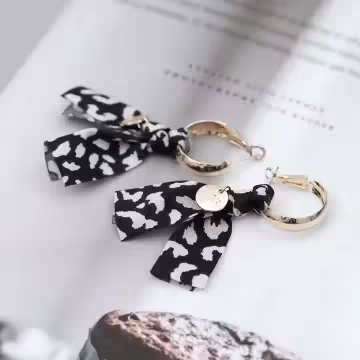 黑白豹紋布藝LOVE×吊墜耳環