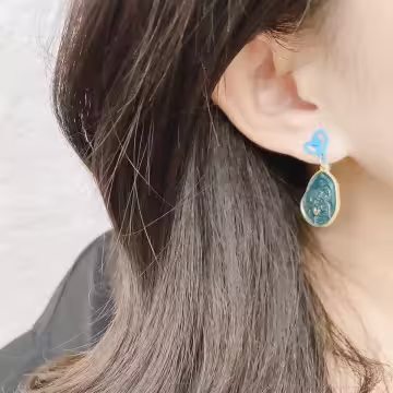 我的戀人撞色愛心×不對稱吊墜耳環