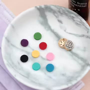 玫瑰花×口罩薰香磁釦×附八片綿芯×共三色