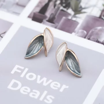 仙飄飄葉樹×耳環.avif