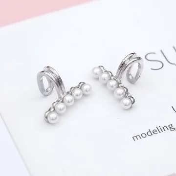 潮珍珠×U型耳骨夾.avif