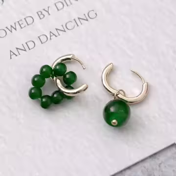 古典綠晶串珠×不對稱吊墜耳扣