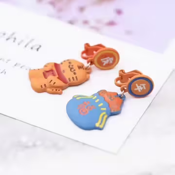 虎年福袋×不對稱三角耳夾