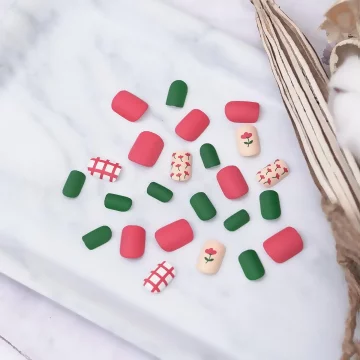 紅配綠格子小花霧面×穿戴式手指甲片×二十四入 .avif