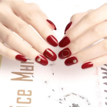 金橢圓紅底鑲鑽亮面×穿戴式手指甲片×二十四入 .avif