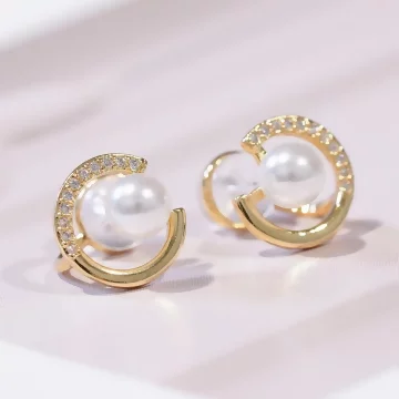 金色圓型珍珠閃鑽×U型耳夾.avif