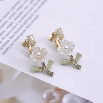 珍珠晶鑽一支花×螺旋耳夾.avif