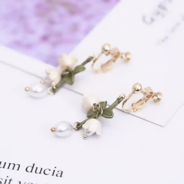 珍珠鈴蘭花甜美流蘇×螺旋耳夾.avif
