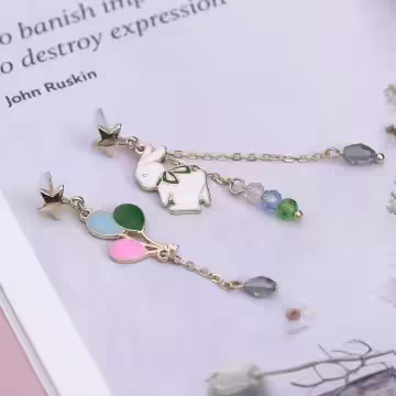 兔子彩色熱氣球×不對稱吊墜耳環